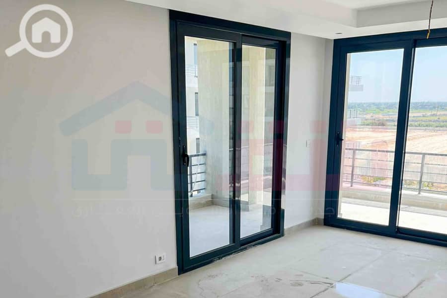 11 WhatsApp Image 2025-11-18 at 6.05. 33 PM (2). jpg