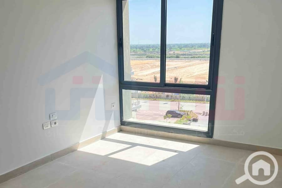 12 WhatsApp Image 2025-11-18 at 6.05. 33 PM. jpg