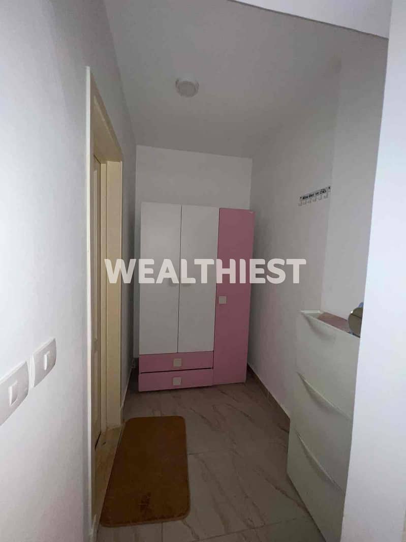 7 205a9728-2072-47b6-aea7-e8607fc35b5f. jpg