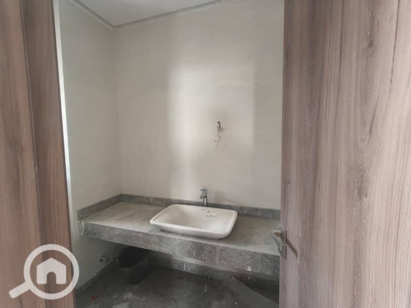 9 WhatsApp Image 2026-01-13 at 18.40. 15. jpeg