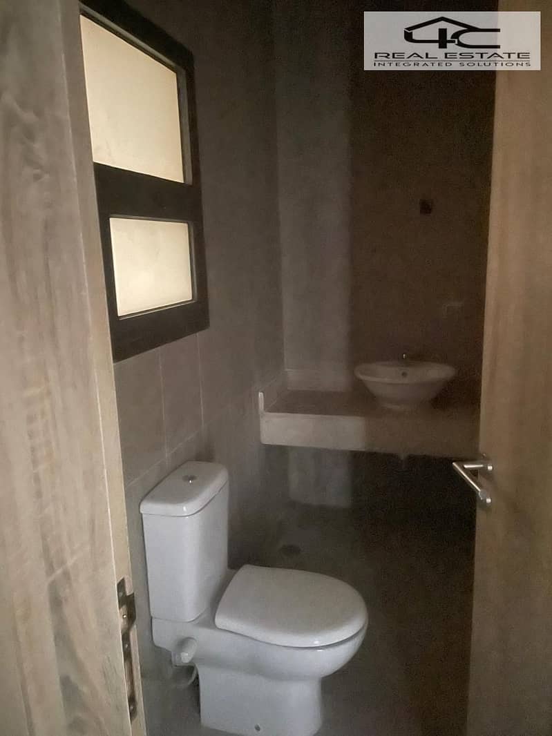 5 WhatsApp Image 2026-01-14 at 2.56. 42 PM (1). jpeg