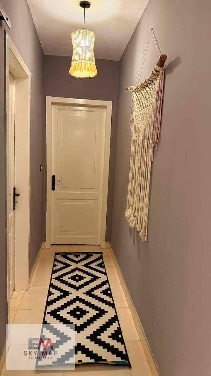 8 9b78c993-671e-45f4-aa25-9257e50cc683. jpg