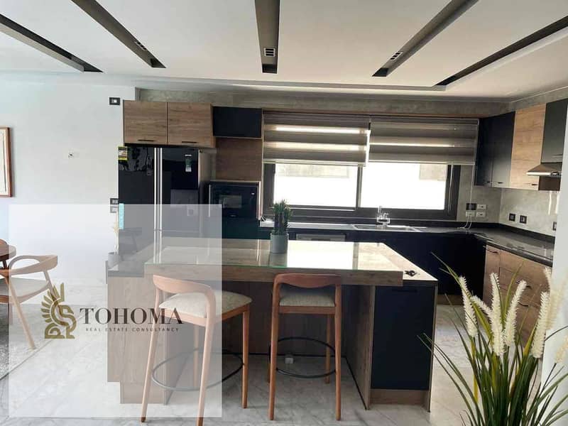 4 cc3b5a9b-2d9a-481f-b7f2-735d22f732fa. jpg