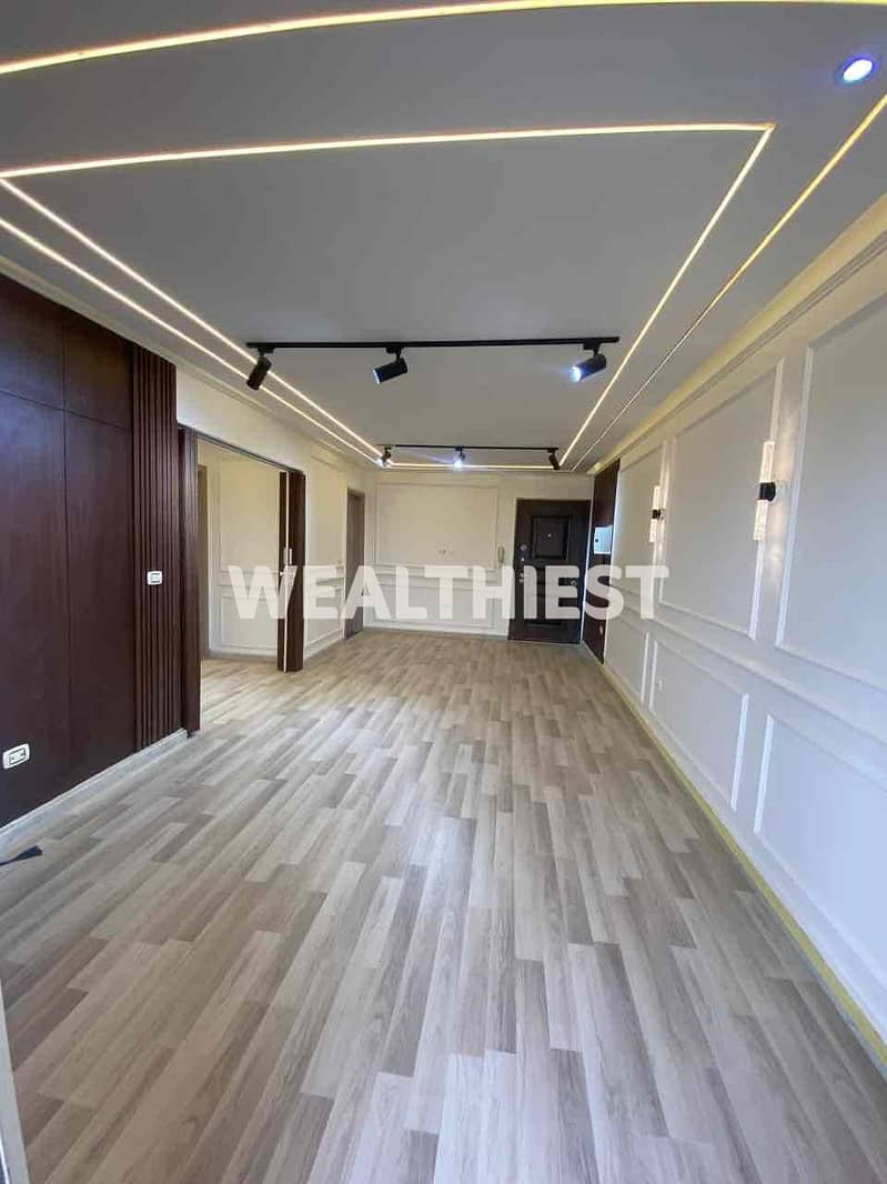 4 4f197052-cd56-4e0a-81c0-a0327b3461a2. jpg