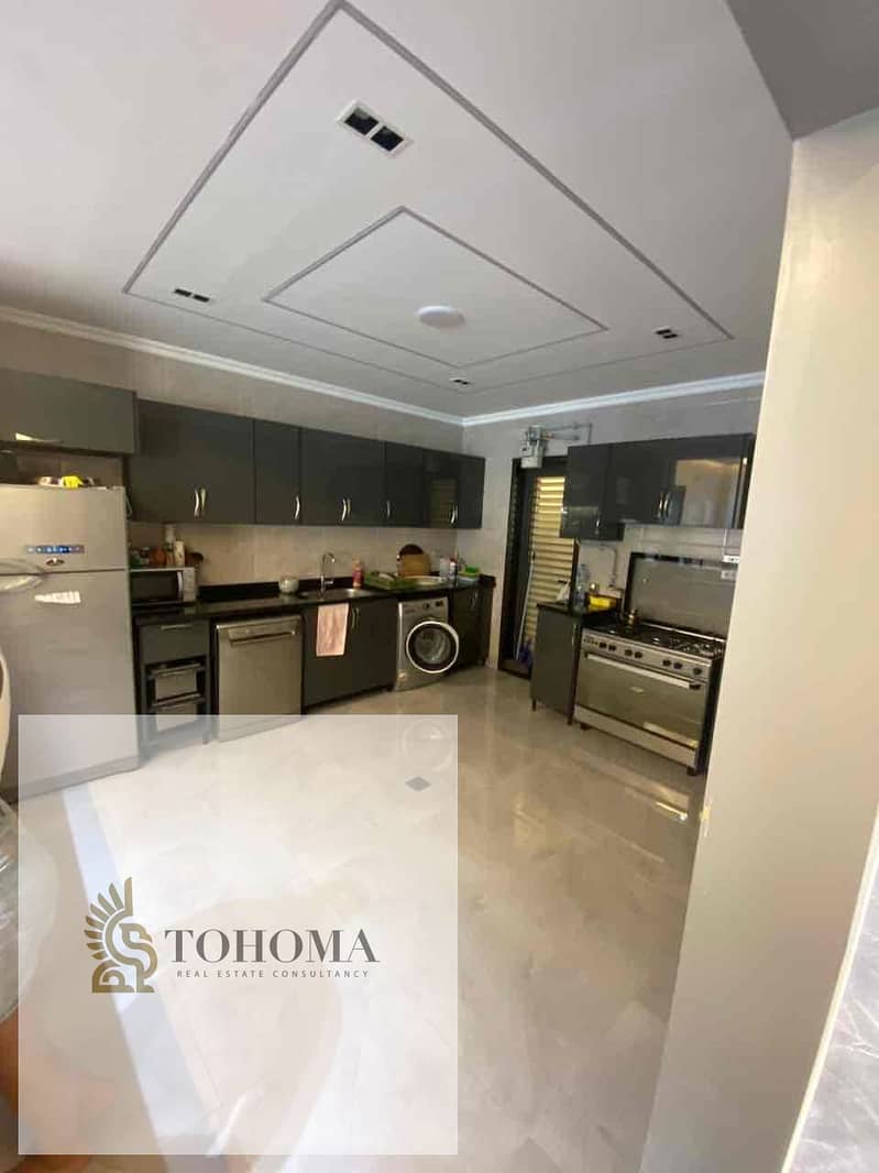 18 d3810de9-e4e3-4a0a-b44b-0a2a2941dbdf. jpg