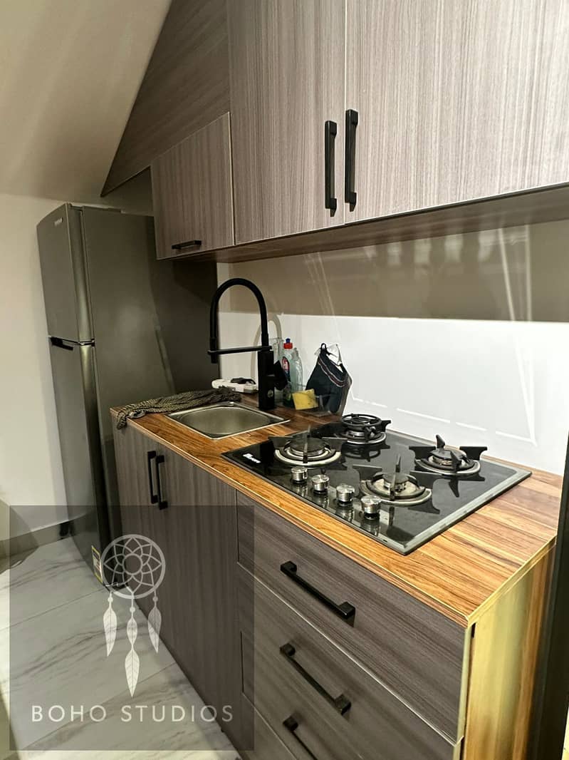 11 0b588f5e-153c-4061-aa46-55b814272264. jpg