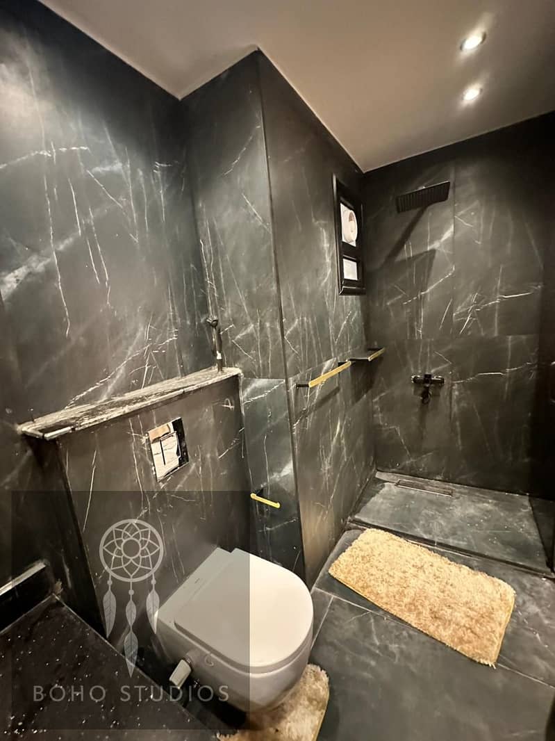 18 516a0d66-8ffb-413a-b670-a047a5f9e975. jpg