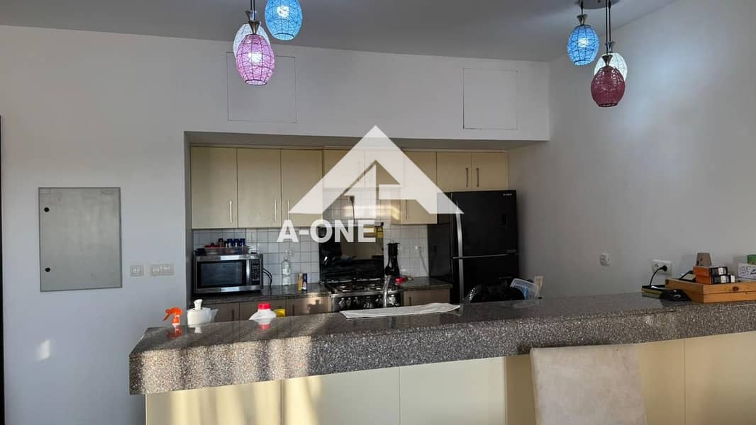 3 b33931d1-8b00-4822-810a-275dbf14a4ea. jpg