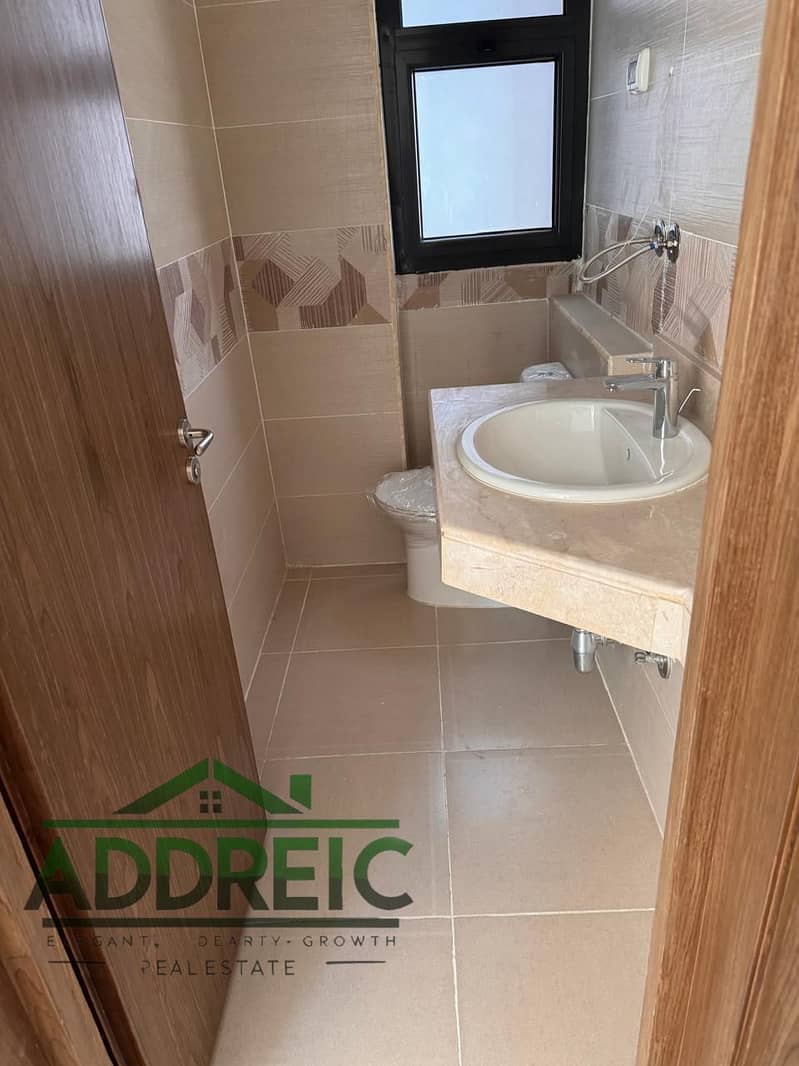 10 WhatsApp Image 2026-01-14 at 2.35. 43 PM (2). jpeg