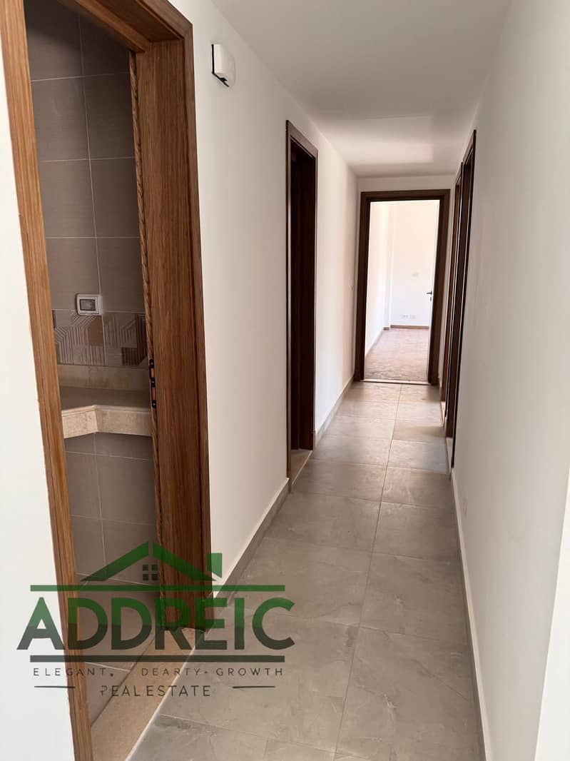 11 WhatsApp Image 2026-01-14 at 2.35. 43 PM (1). jpeg