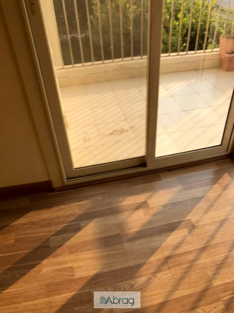 7 2545a43e-7a0e-41b8-b4c1-f680f21d4f22. jpg