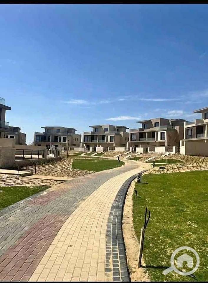 8 476983139_2113332239183628_107213341029800874_n. jpg