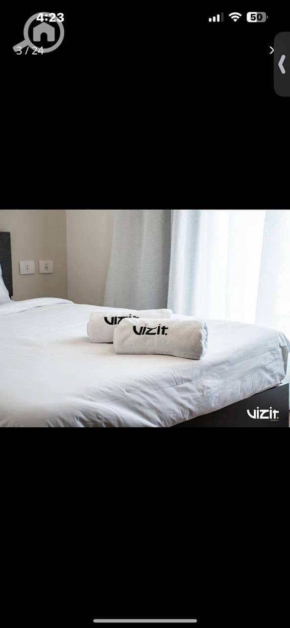 12 161922c1-bb00-45f7-af02-9c5b2e1a9556. jpeg