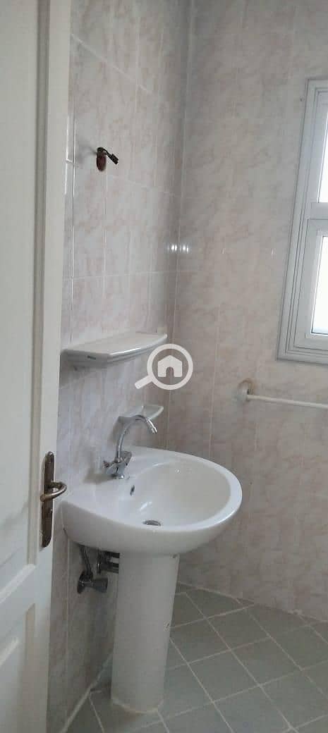 6 9bf0d4c7-0d8c-4540-8db1-16deb14f6210. jpg