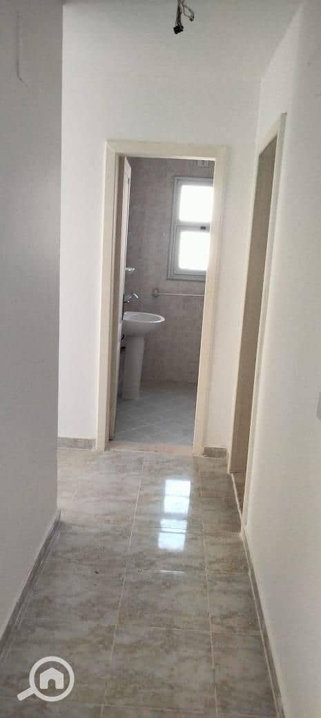 9 861bbd71-f920-4b74-8e8b-6aebfe25bd3e. jpg