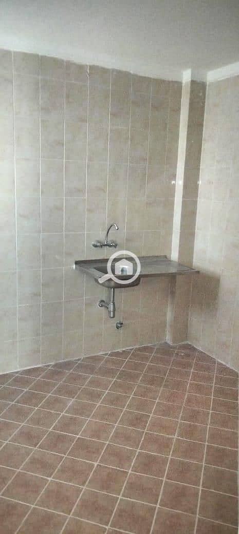 11 aa3da05f-be0d-492b-b7c1-c8a1bd59a75e. jpg