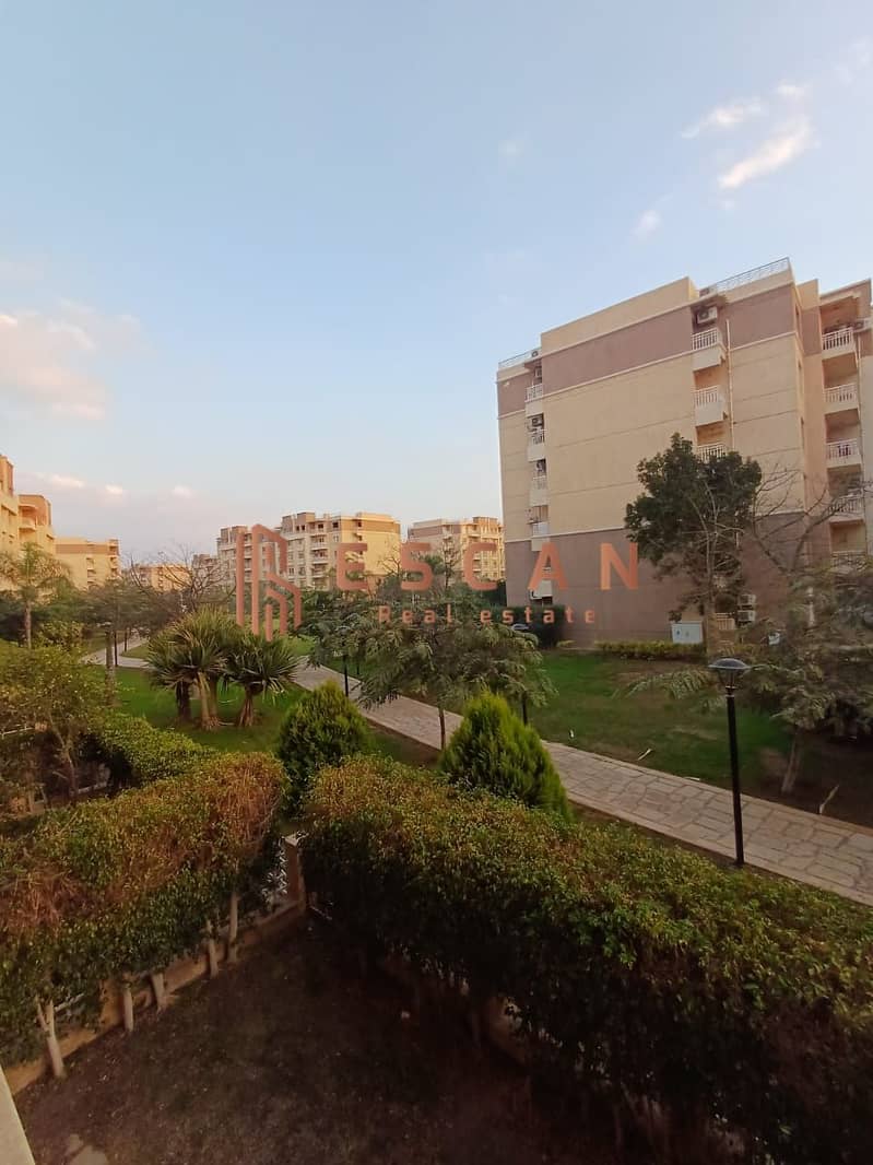 16 c751cc22-8b9d-43ba-b918-5efbd3af938e. jpeg