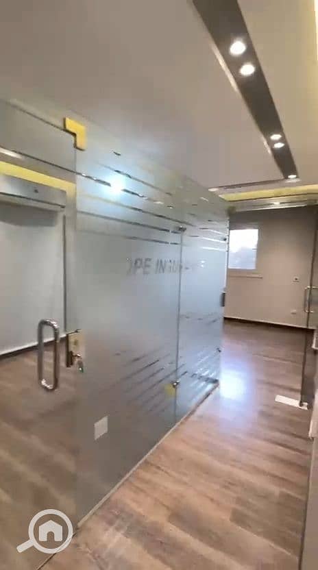 4 IMG_٢٠٢٥١٠١٩_١٩١٦٤١٥٠. jpg