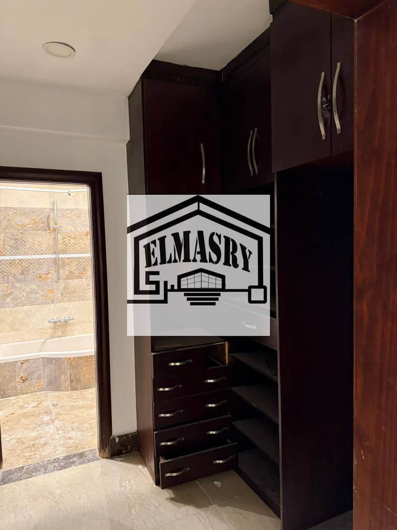 8 10377247-b9e5-4b00-bdeb-d6b30774d705. jpg