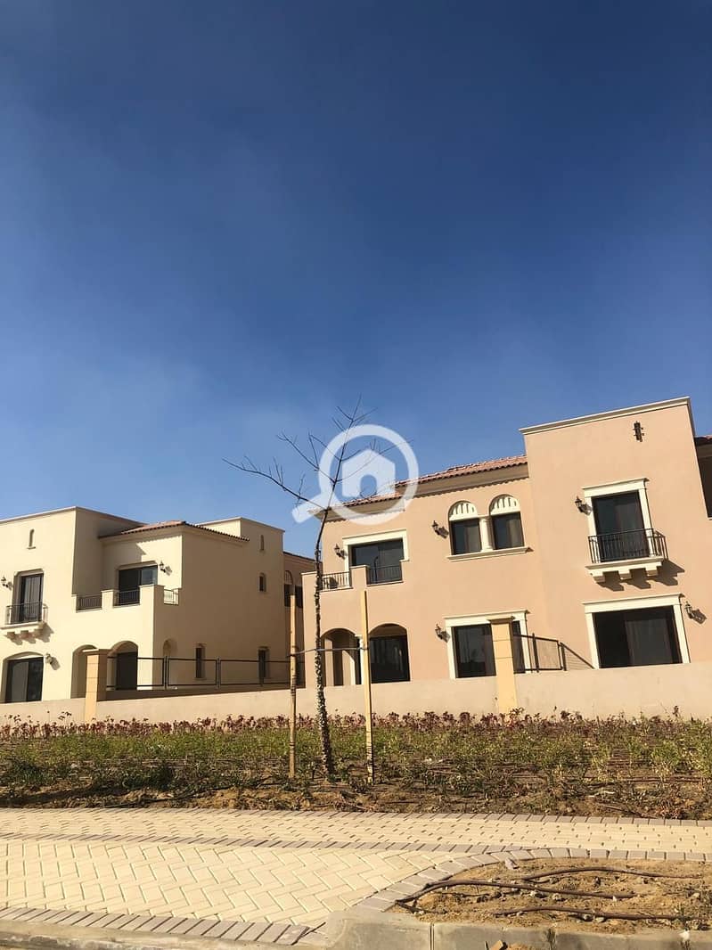 9 c185cd4f-d1ee-42ed-9010-70cb245a552a. jpg