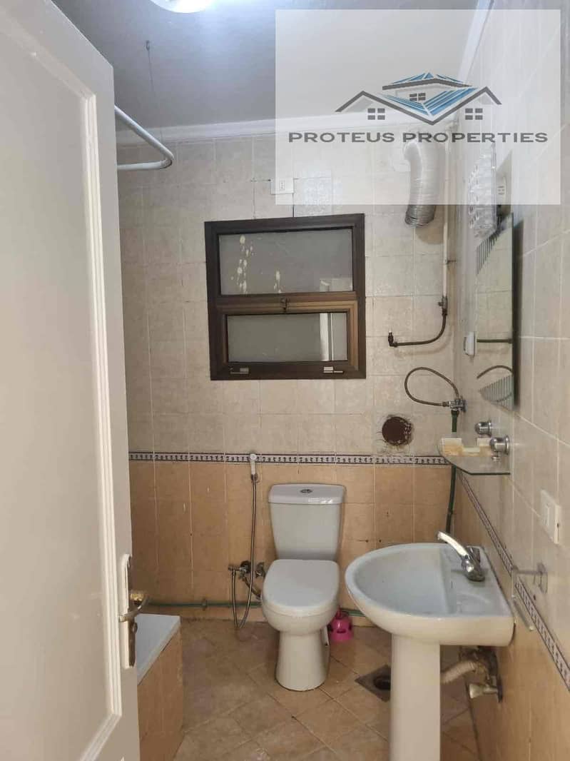 9 feb852af-ee74-4d44-b133-f989f25febcd. jpg