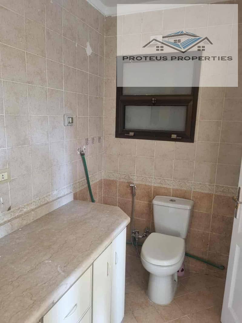 14 7e980a7f-6abf-4bab-bd27-1a23d69d5182. jpg