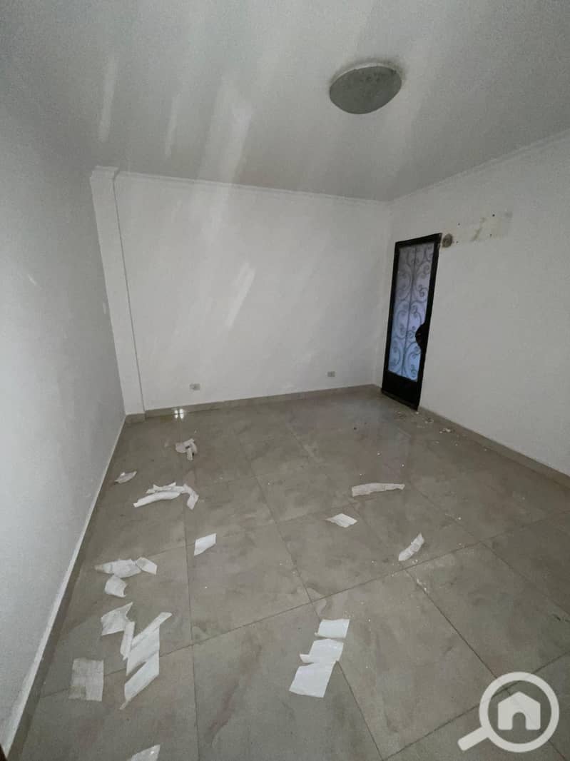 3 882bf3f8-7ca1-4f66-aa43-09691d7977a4. jpeg