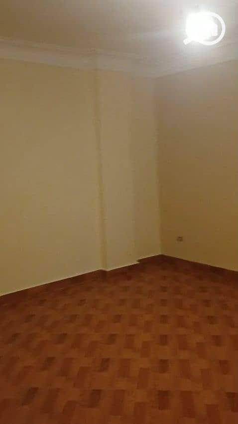 5 IMG_٢٠٢٥١٢١٥_٢٢١٣٠٦٨٨. jpg