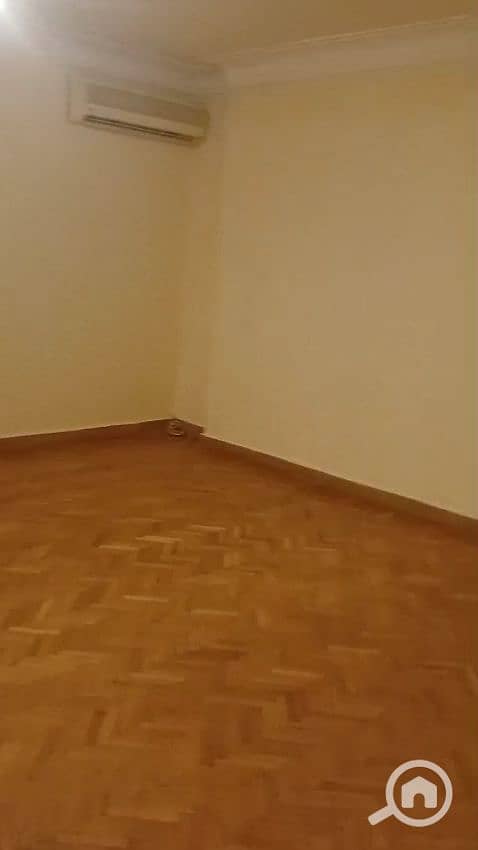 8 IMG_٢٠٢٥١٢١٥_٢٢١٢٠٢١٠. jpg