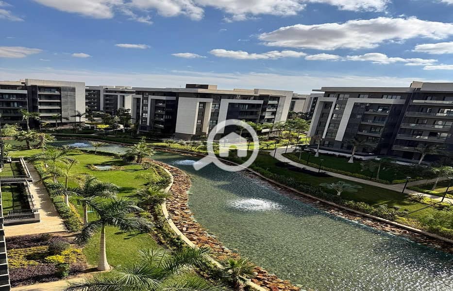 2 4fe43db4-daa7-4bd4-bf87-3de8aaada9de. jpg