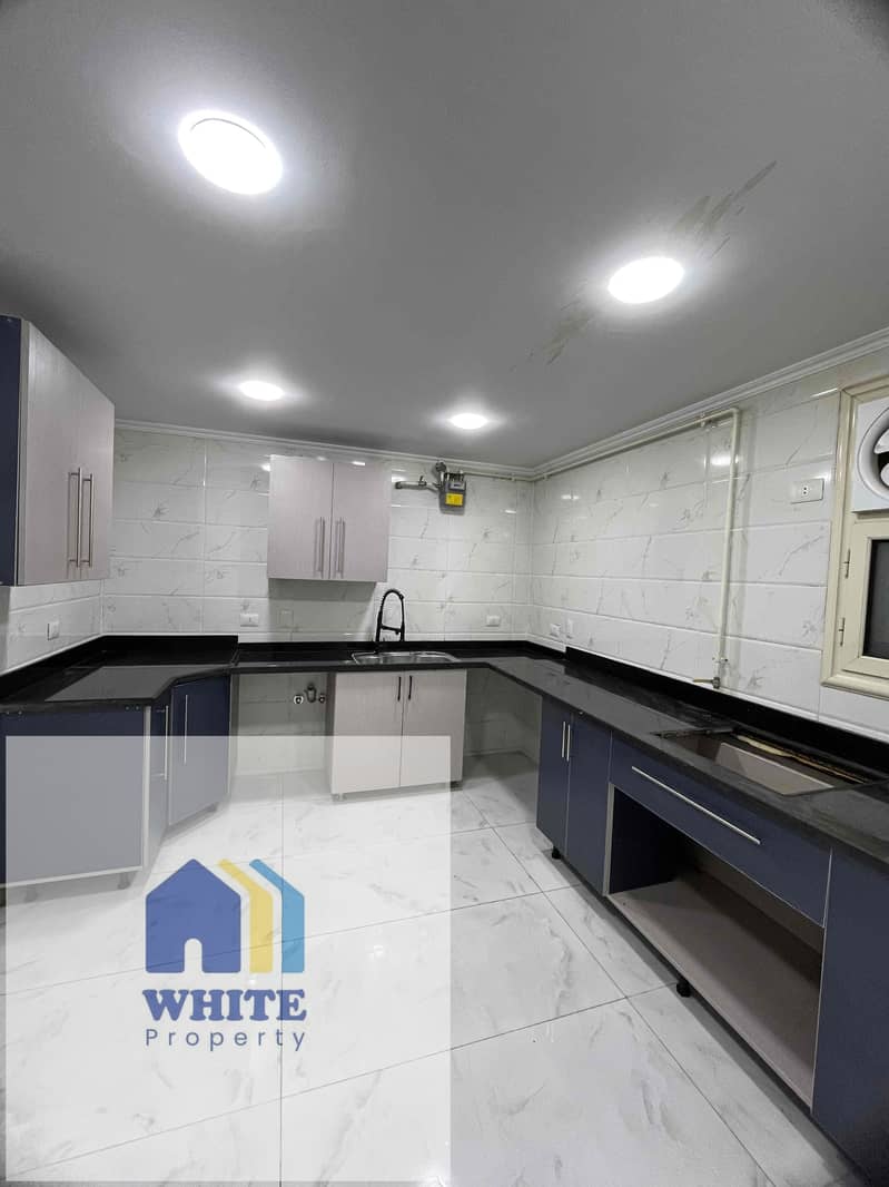 2 215c9f87-b539-461c-87cc-b294eaaee1b6. jpg