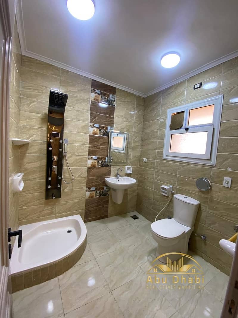 10 9617fae6-91e5-4823-a375-eddab14b779b. jpg