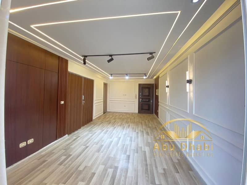 12 ef447c10-eff2-4bcd-a512-fa6fbb26a853. jpg