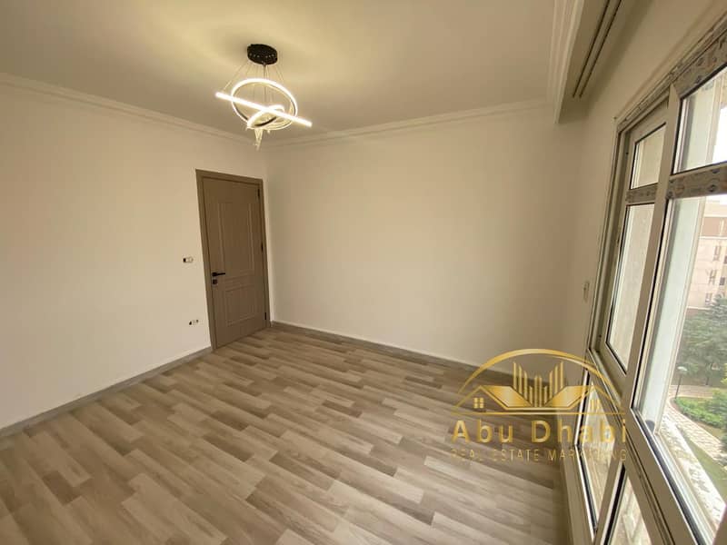 15 50283153-f53b-4dde-b756-9cc19d9da677. jpg