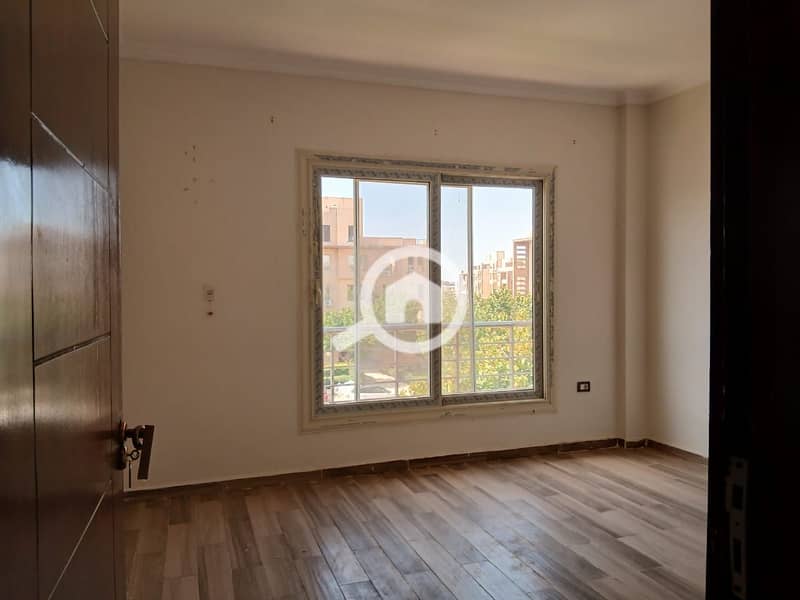 7 0204b89d-37a2-4800-a27f-3efec39e67f1. jpg