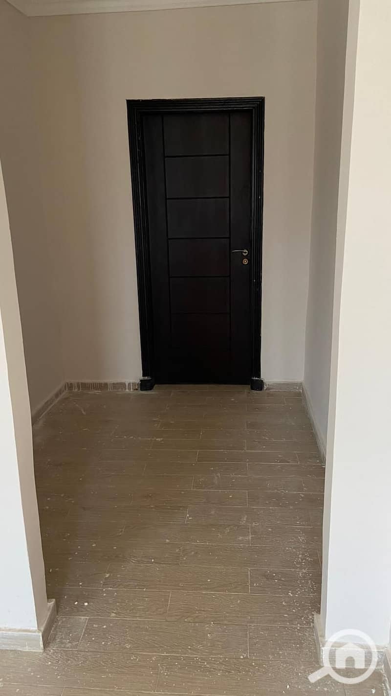 6 b50717ad-a76c-477e-8f97-fdadbdd4054b. jpg