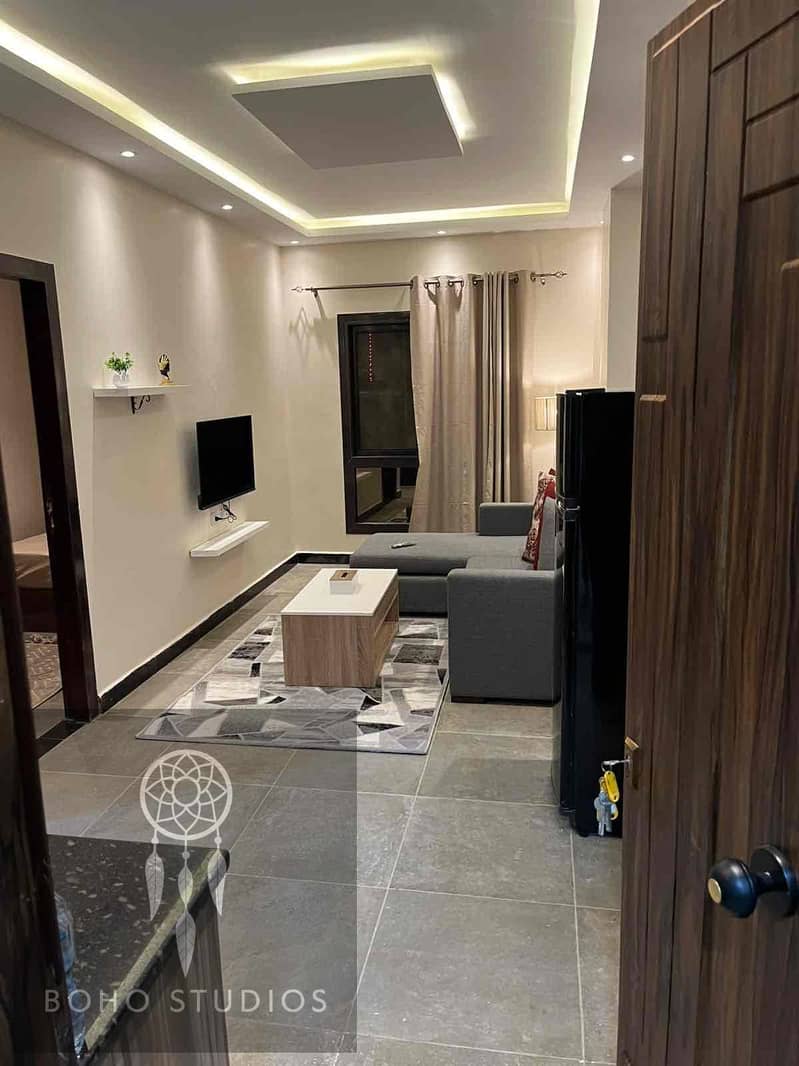 3 a93a5a61-1993-4bf4-aab3-052b9e61bfe1. jpg