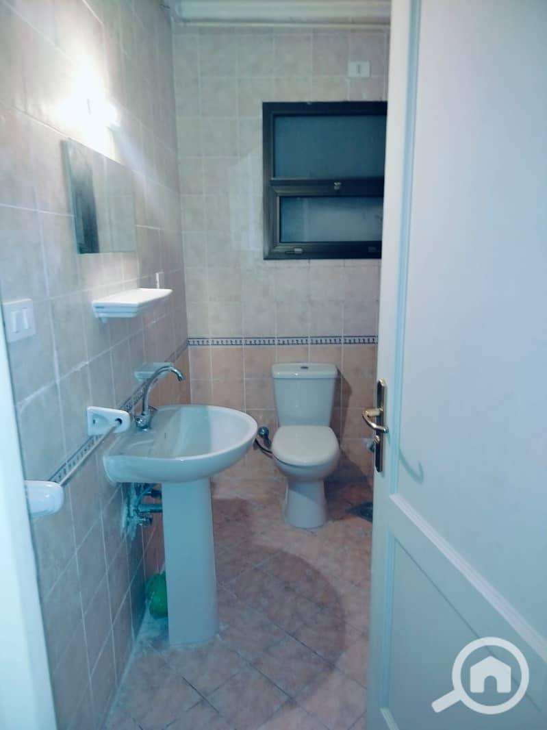 9 5333e551-8890-41e5-9213-f41ed096c208. jpeg