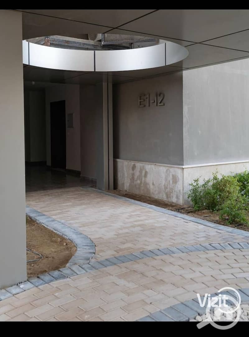 23 eb595118-b15d-44cc-980a-3e8d321f3b58. jpg