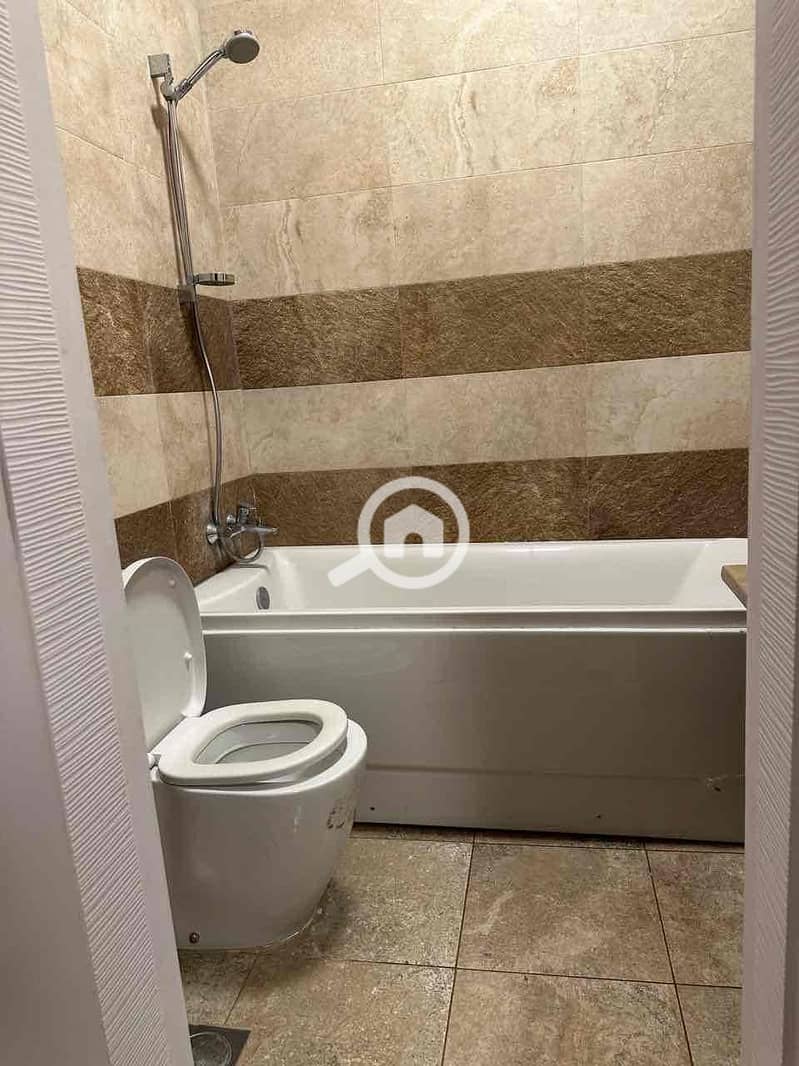 20 d9d21dec-61ab-435e-b17e-b49f7193d2cd. jpg