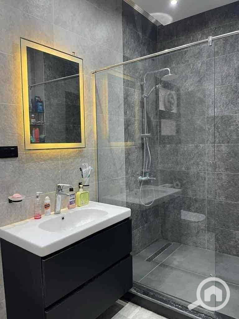 13 59fd5f95-0856-449a-bf65-fa1056b2a8bd. jpg