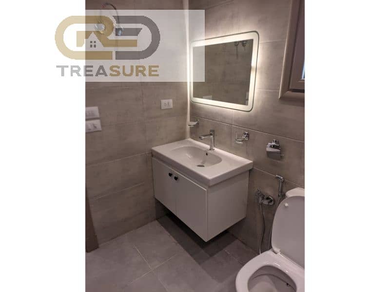 12 WhatsApp Image 2026-01-14 at 4.31. 13 PM. jpg