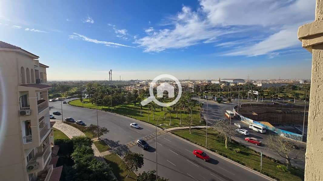 12 c8fc5882-72b5-466f-9bfe-1483927c4310. jpg