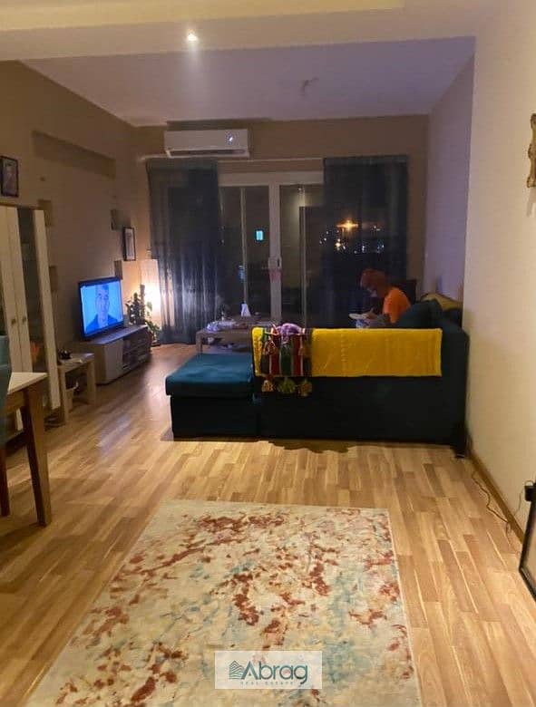 5 db65f93f-06d5-4caa-92b8-e561063362e4. jpg