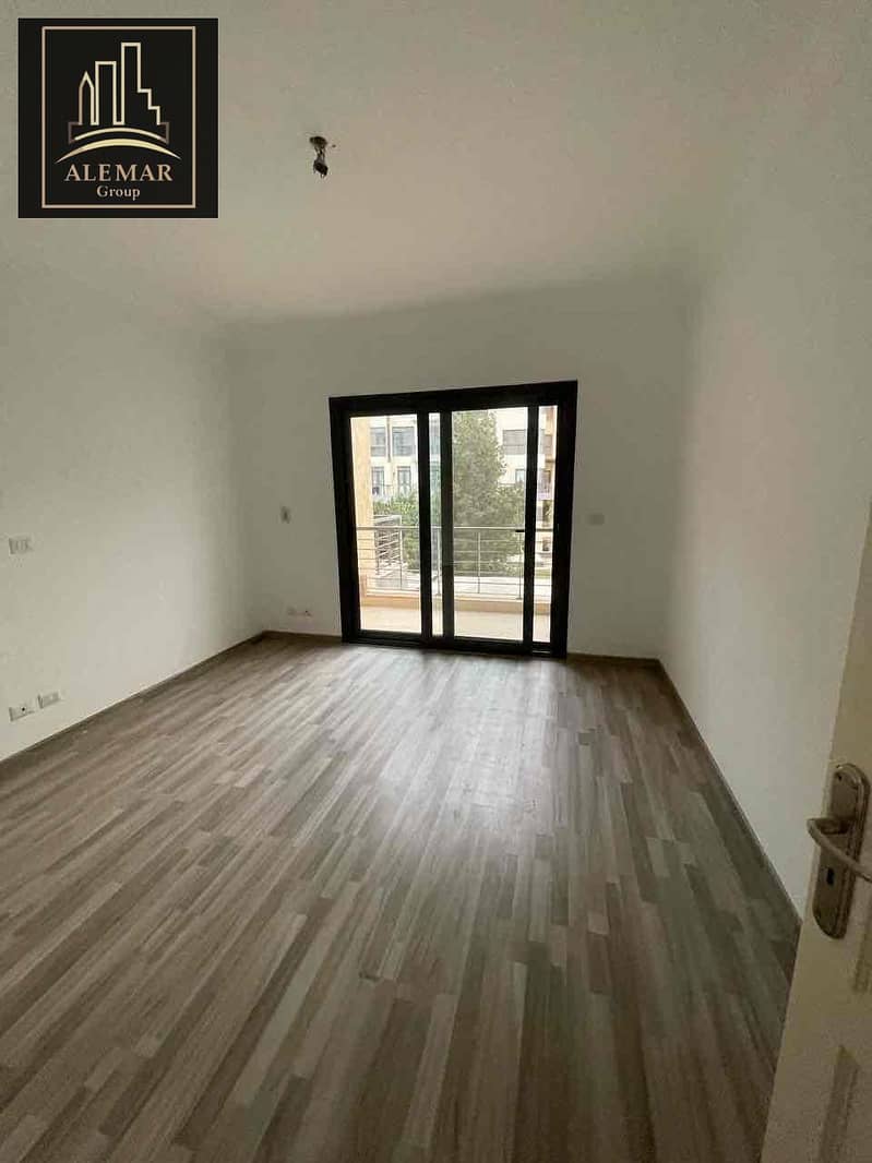 11 198d5fd2-13b4-40ca-bb9f-bb0fc1c014dd. jpg