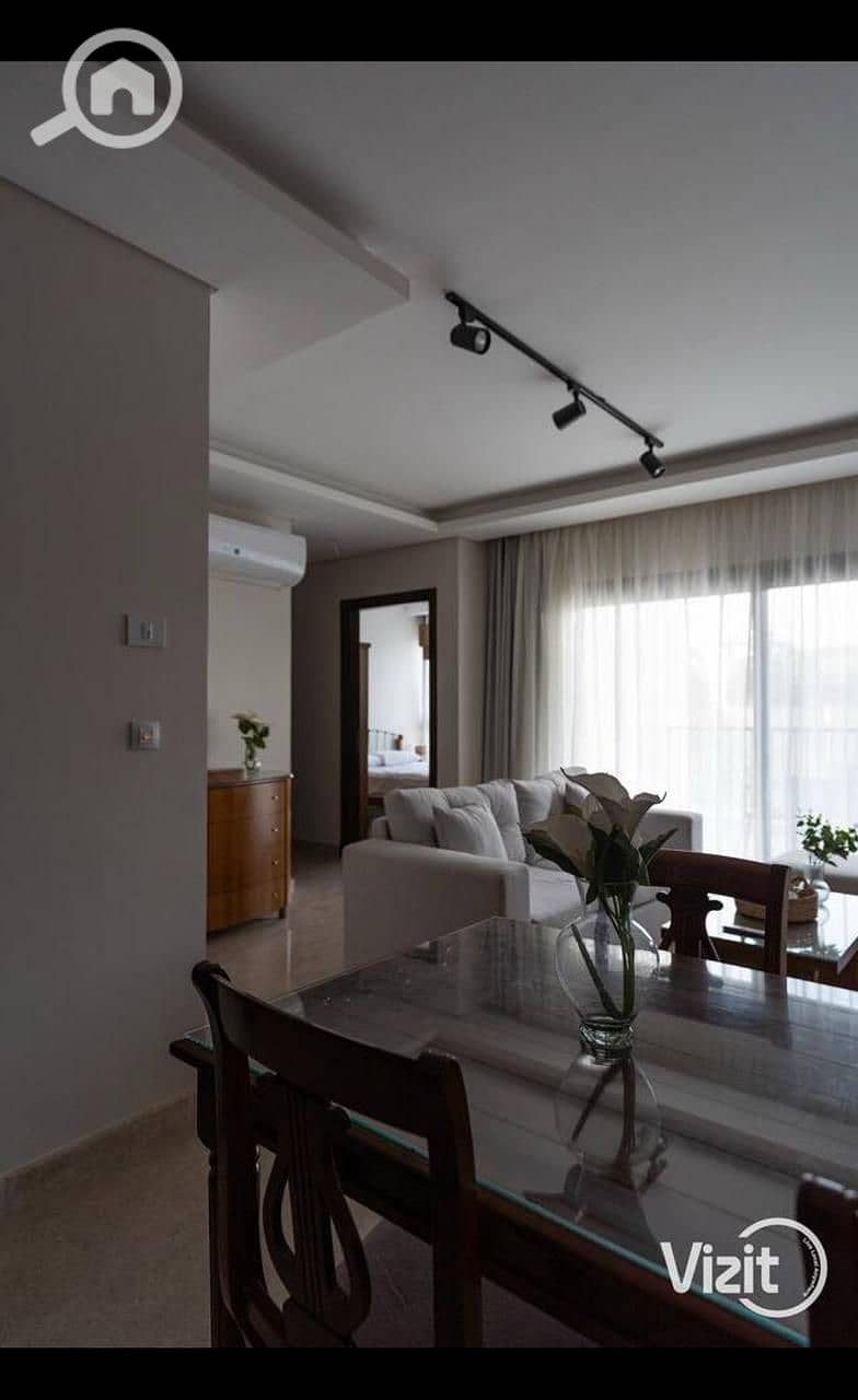 4 56a29e90-ff78-4a29-ba20-db80affc00e0. jpg