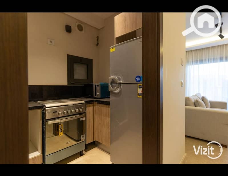 8 4c14d1ae-b2ed-404d-b717-2383480be38f. jpg