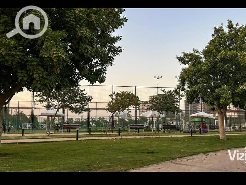 14 aaa0206e-0235-4d77-9755-fc4ffe614098. jpg