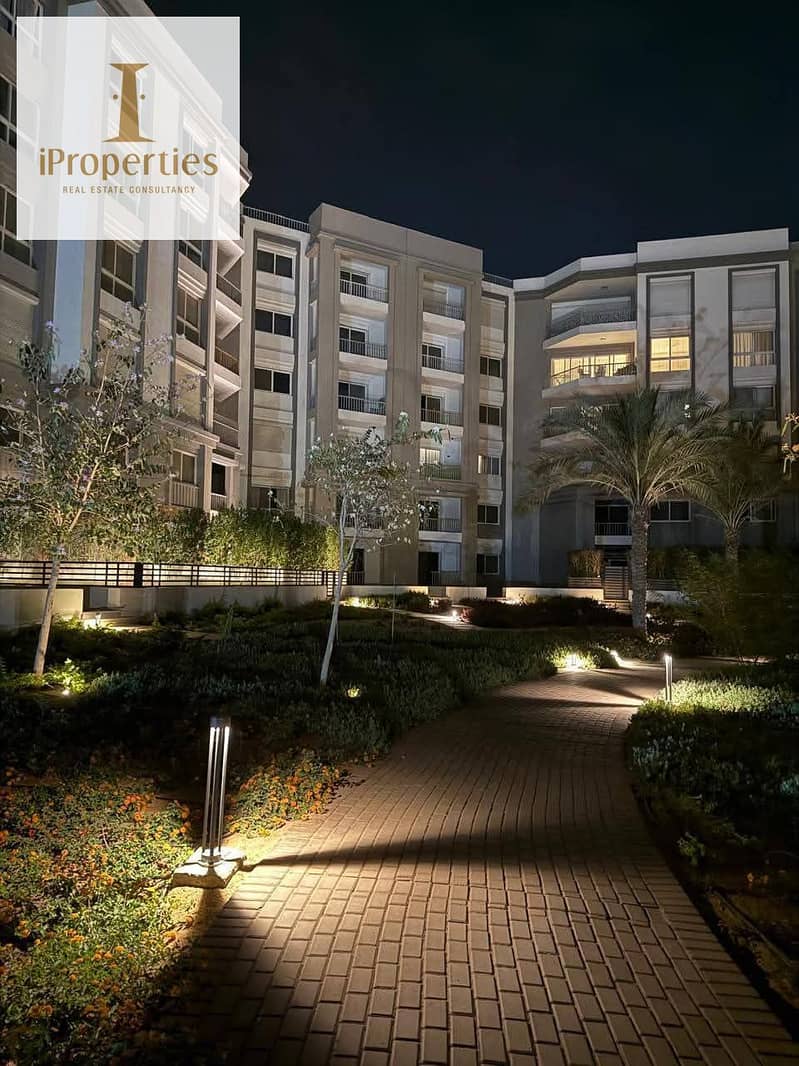 8 e9a5d6ad-ac6b-471d-b4ef-686808f72305. jpg