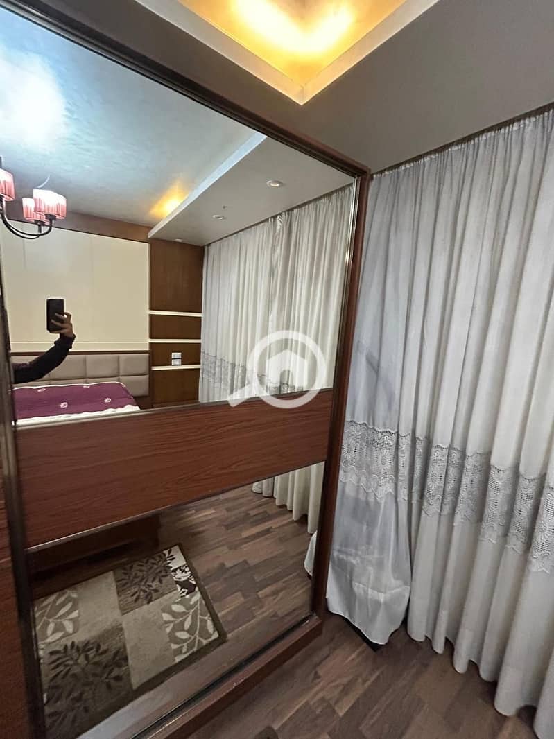 4 015f68a8-f61a-4872-9b0e-17b556524d94. jpeg